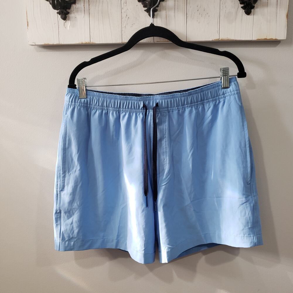 Southern Tide Swim Trunks Men's Medium Light Blue Lined Swim Shorts EUC